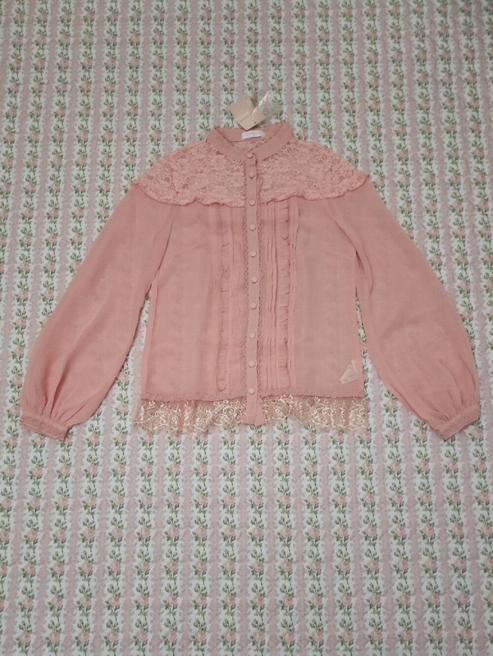 NWT LIZ LISA 🎀 Pink Lace-Trimmed Ruffled Blouse